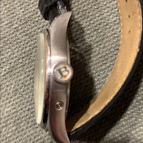 Men’s Burberry black genuine leather watch - Picture 5 of 7